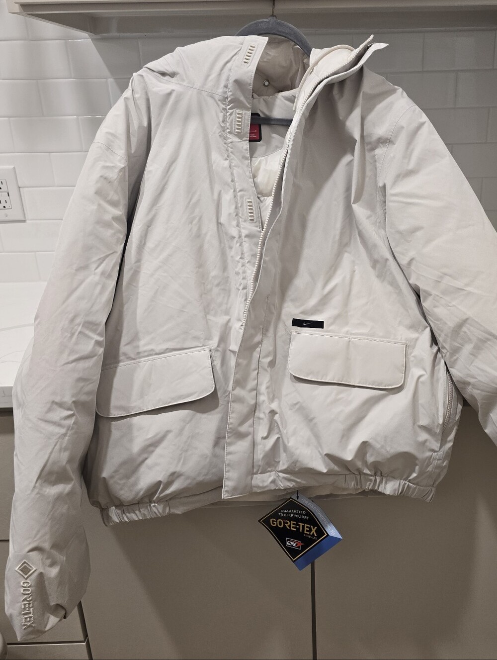 Mens Large Nike Tech Gore-Tex Therma-Fit Jacket Hooded Cream Orewood FZ0724-104